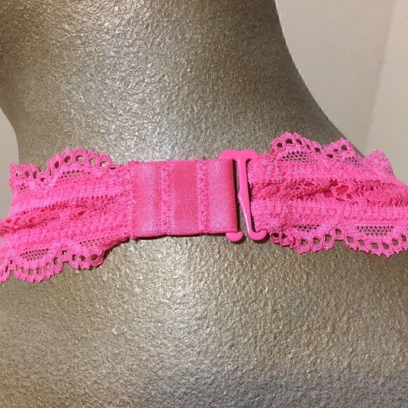 M Pink Halter Top Bralette From Victoria’s Secret - Picture 4 of 5